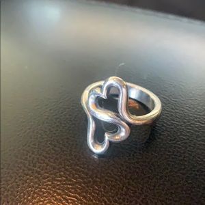 Heart to heart ring